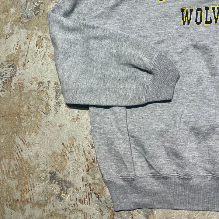 #3841 古着RUSSELL ATHLETIC/ラッセルアスレチック/crew neck sweat/ クルーネックスウェット /MICHIGAN WOLVERINES/サイズXL