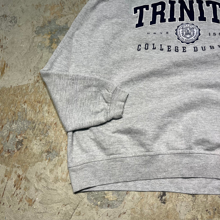 #3948 古着 unknow/Crew neck sweat/クルーネックスウェット/TRINITY COLLEGE DUBLIN/カレッジロゴ/サイズXL