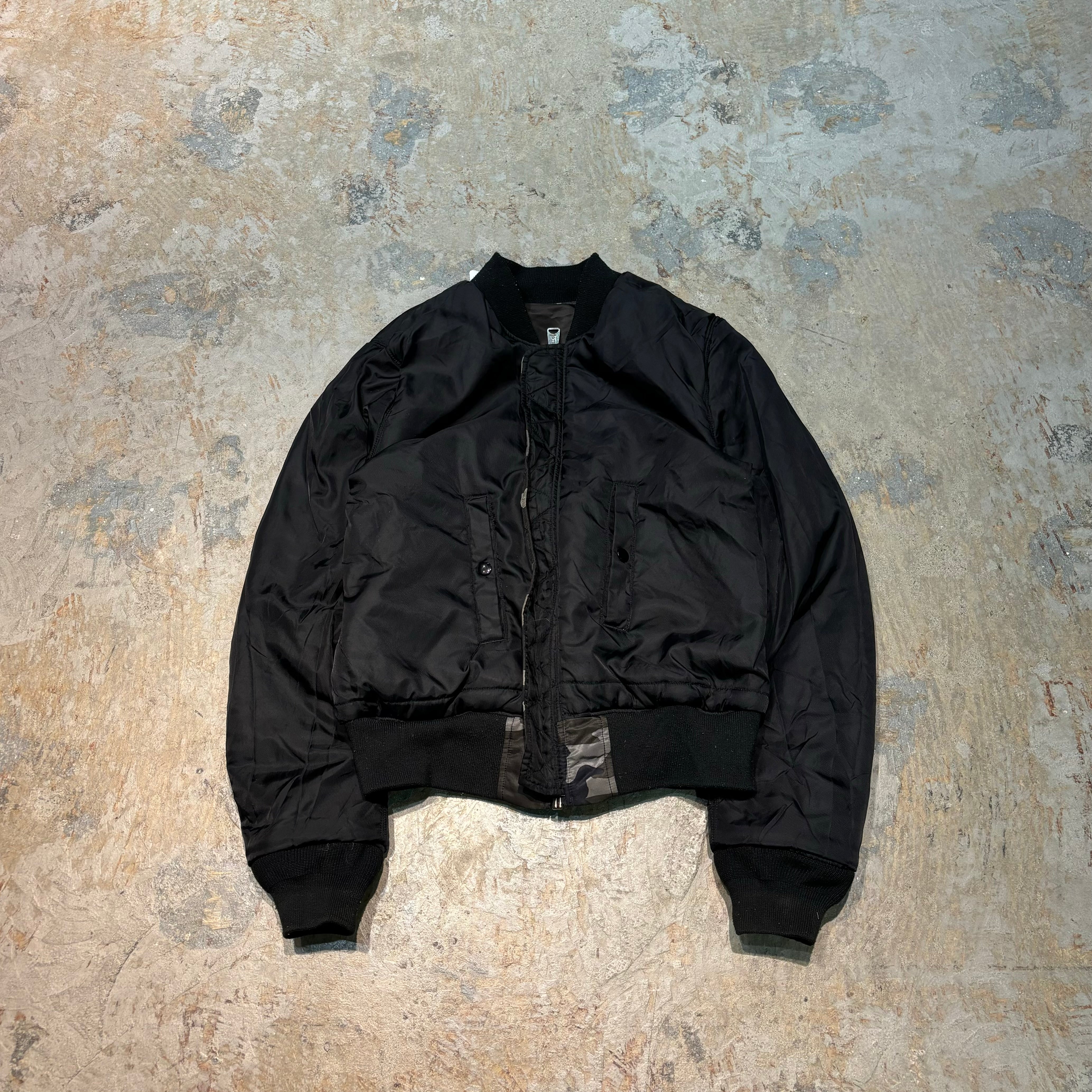 ジャケット・アウター MA-1 MIL-82790J USA製 ALPHA INDUSTRIES MA-1 MIL-J-82790J フライトジャケット