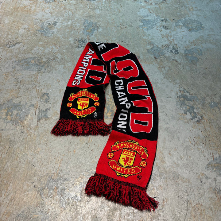 古着 サッカーマフラー / MANCHESTER UNITED FC/マンチェスターユナイテッドFC/プレミアリーグ/MAN 19 UTD/ 2011 LEAGUE CHAMPIONS