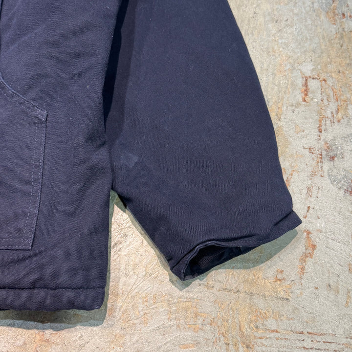 미국에서 만든 중고 의류 Carhartt/ 전통적인 코트/ 오리 직물/ 기업 로고/ 퀼트 안감/ 크기 XL