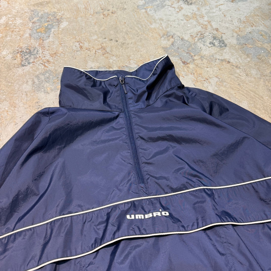 旧衣服UMBRO/ ambro / anorac连帽衫/尺寸XXL