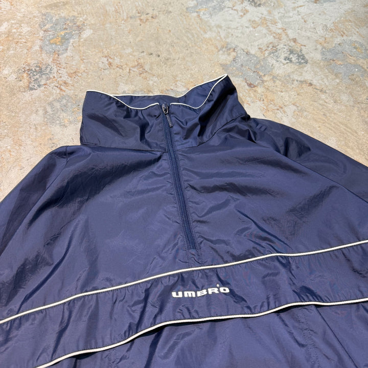 旧衣服UMBRO/ ambro / anorac连帽衫/尺寸XXL