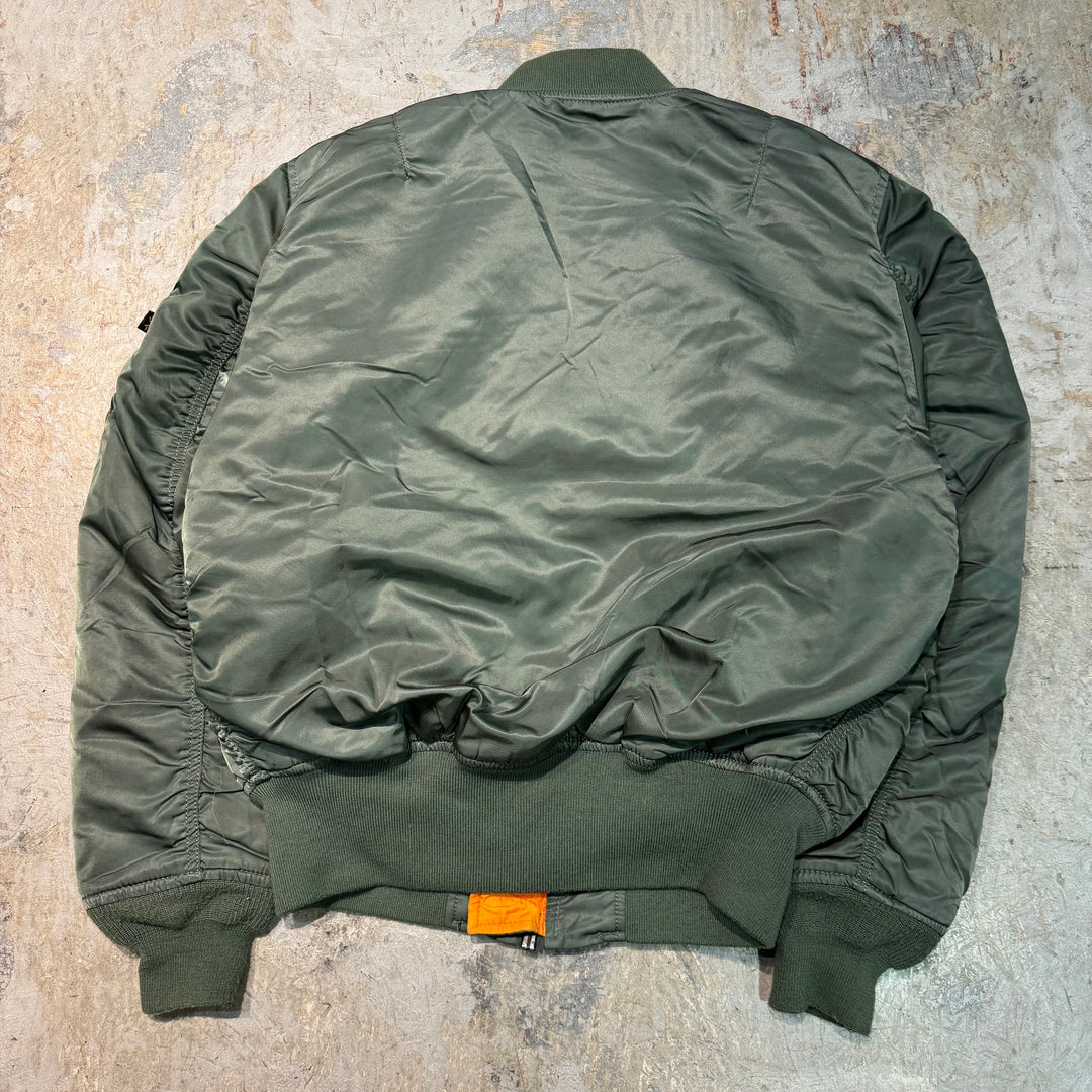 古着 Alpha Industries/米空軍/MIL-J-82790D /フライトジャケット MA-1/サイズM