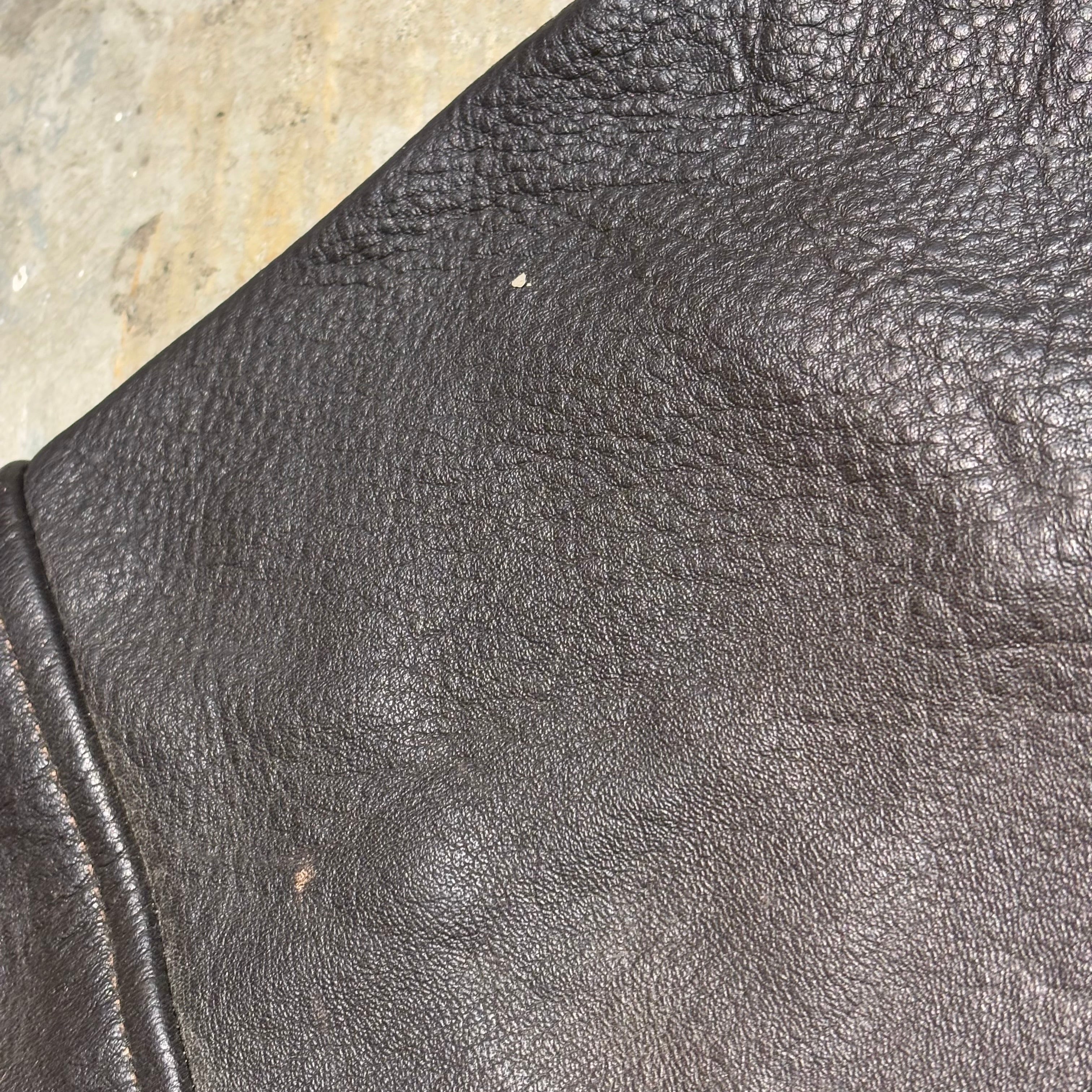 エディ・バウアー ジップアップ 本革レザージャケット（牛革）M ブラック エディ・バウアー ジップアップ 本革レザージャケット（牛革）M