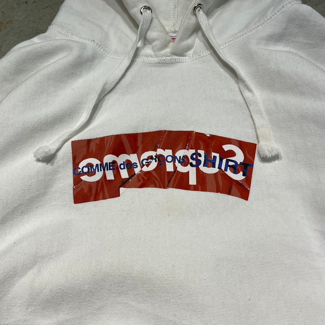 #3918 古着Supreme/hoodie sweat/フーディースウェット/カレッジロゴ/COMME des GAR CONS SHIRT/サイズXL