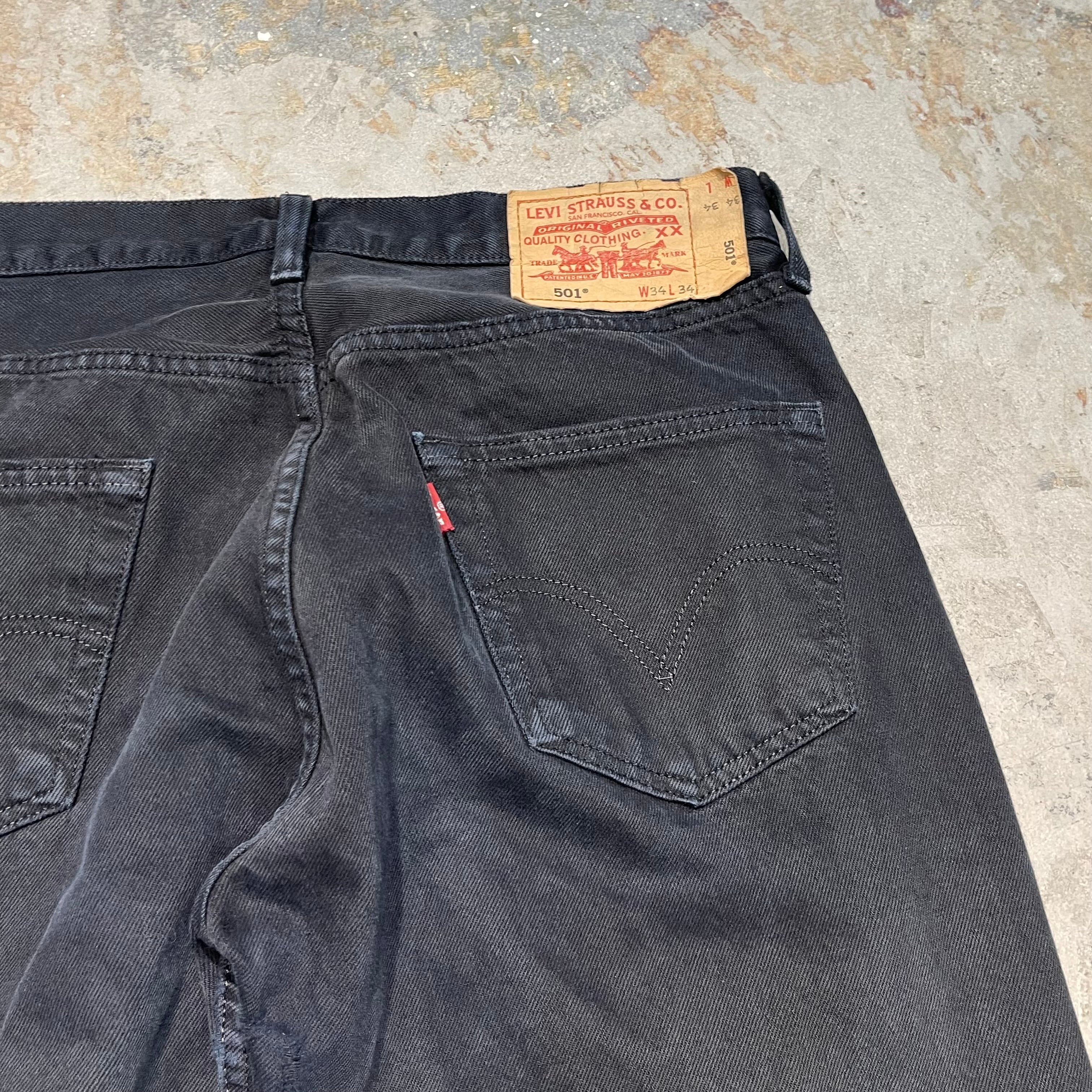 4770 古着 LEVI'S/リーバイス/501/Black denim pants/ブラックデニムパンツ/トルコ製/サイズ34×34 – 古着屋  MUJIN