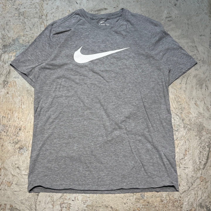 古着 NIKE/ナイキ / スウォッシュロゴTシャツ/ サイズM