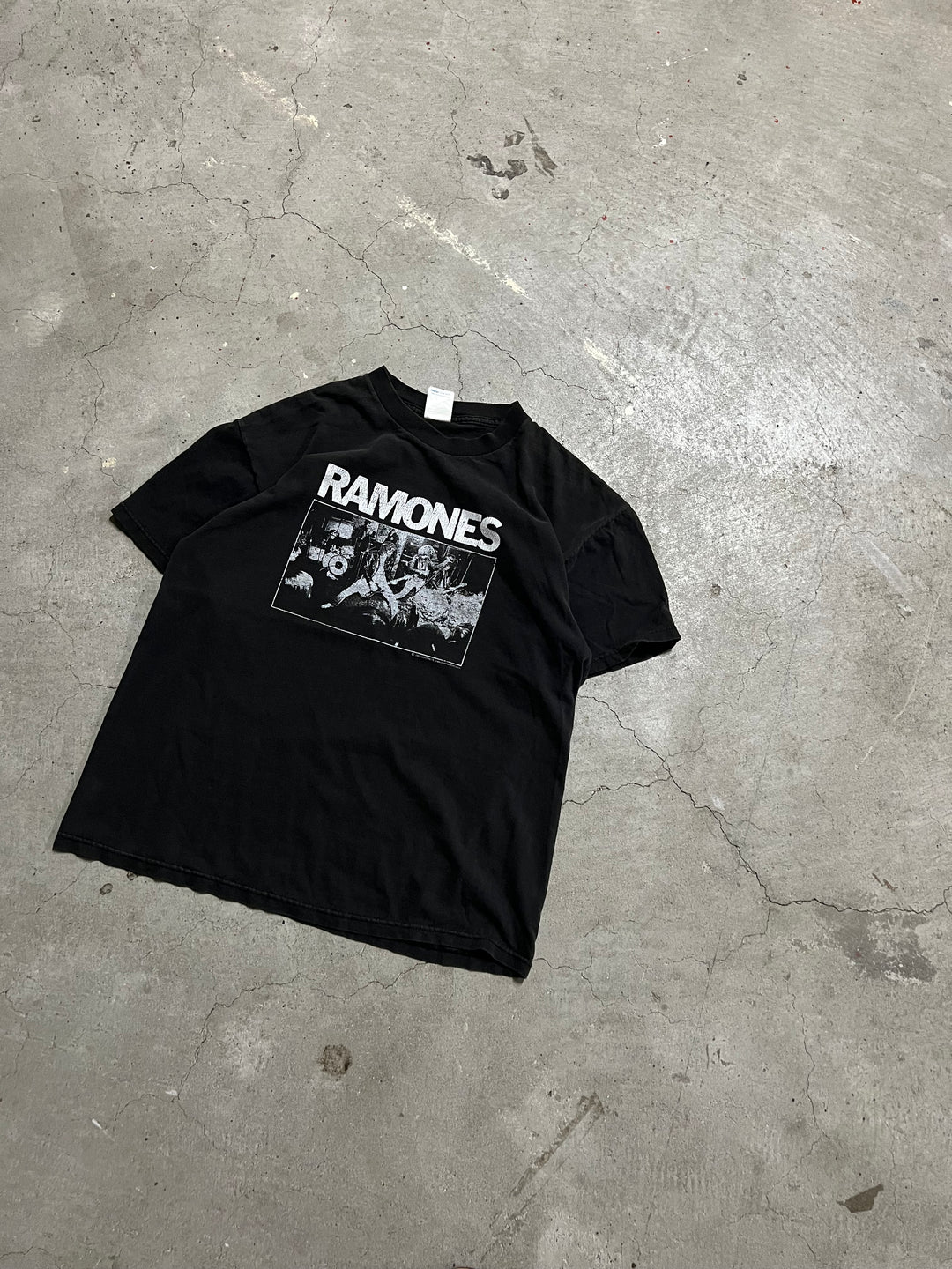 #MA49 古着 02's デルタ/RAMONES/ラモーンズ/プリント Tシャツ/サイズM