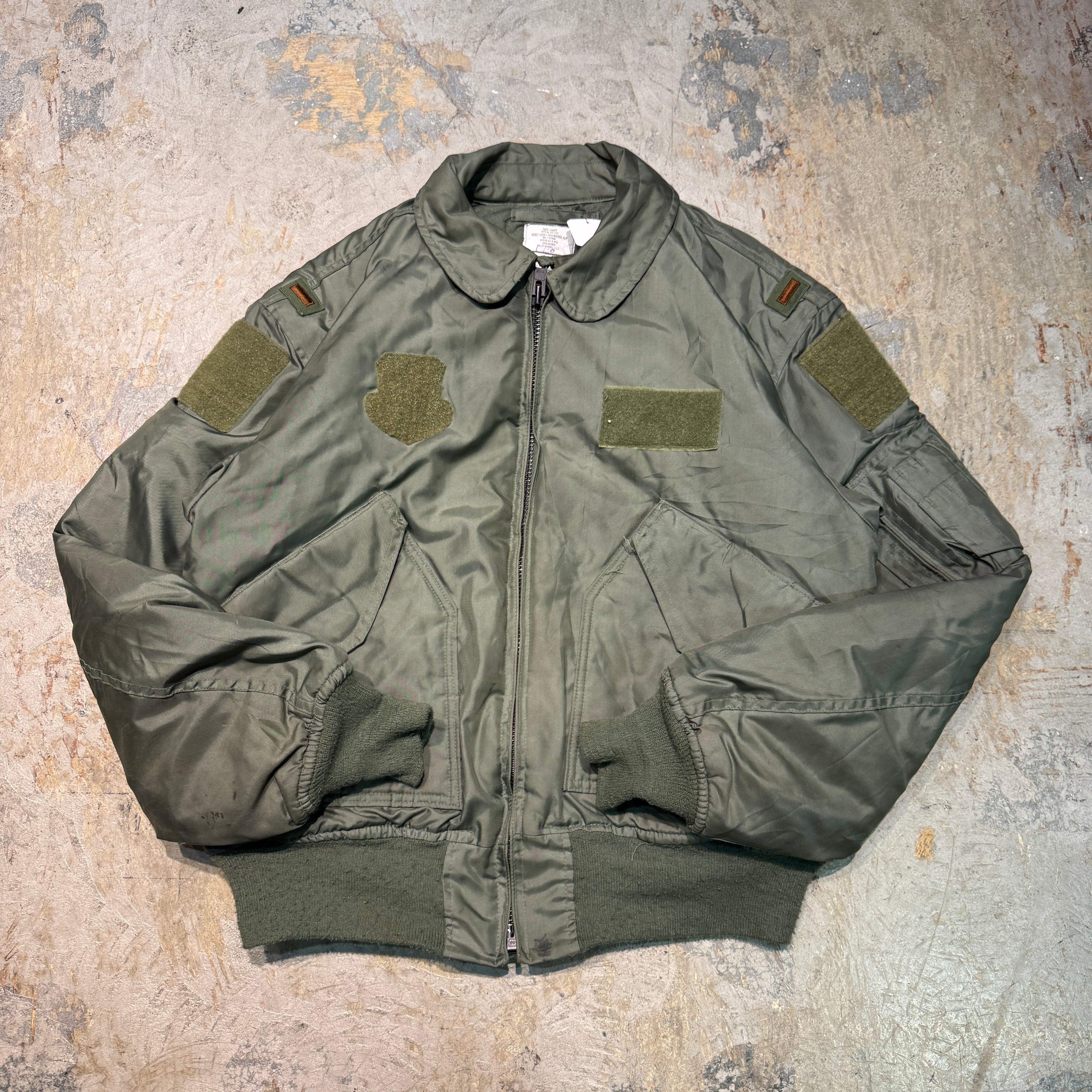 L – 古着屋 MUJIN