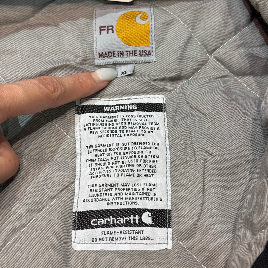 미국에서 만든 중고 의류 Carhartt/ Active Jacket/ Duck Fabric/ Filling/ Quilted Lining/ Size XL