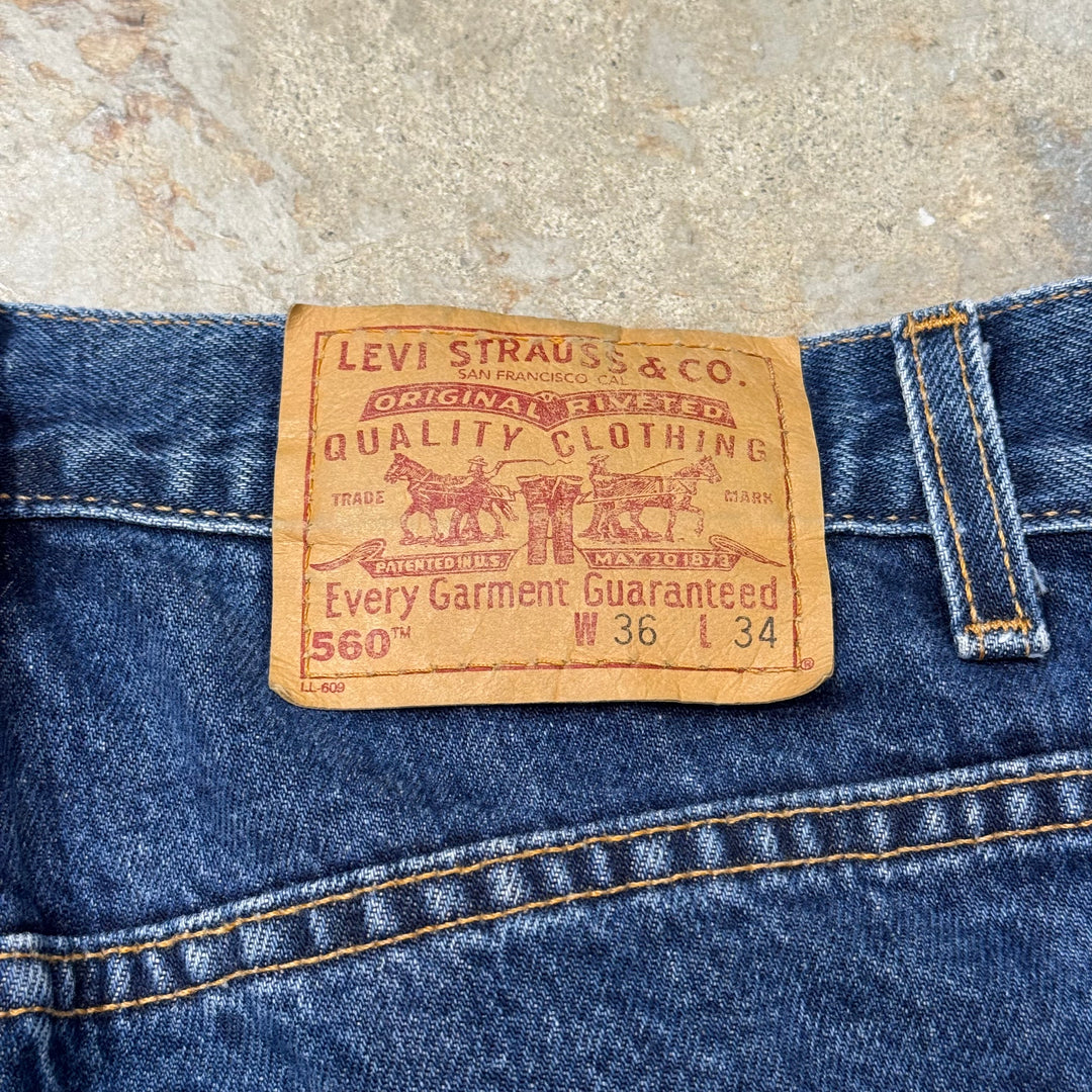 古着 USA製 01's Levi's / リーバイス/ デニムパンツ/ 560/ 実寸サイズ33×34