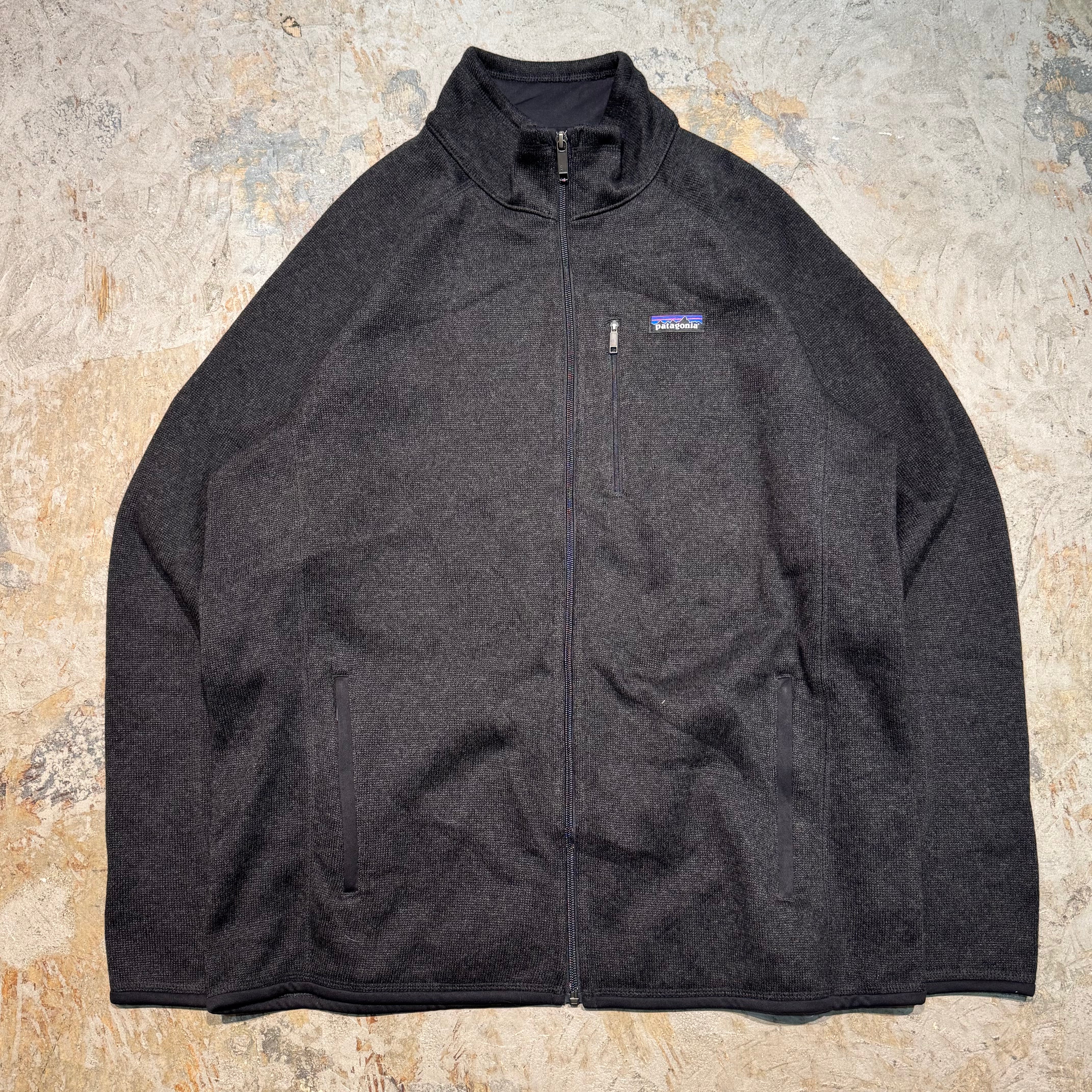 パタゴニア★マウンテンパーカー XL 刺繍 企業ロゴ ヴィンテージ 春アウター 希少】刺繍ロゴ patagonia パタゴニア マウンテンパーカー グリーン