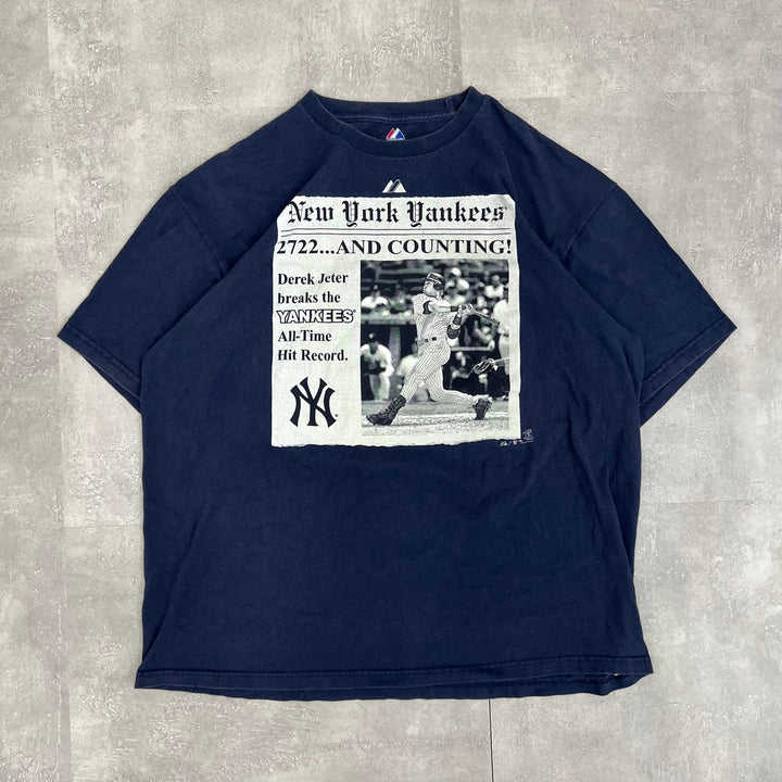 #98 09's Majestic Yankees/Majestic Yankees Tee Size XL