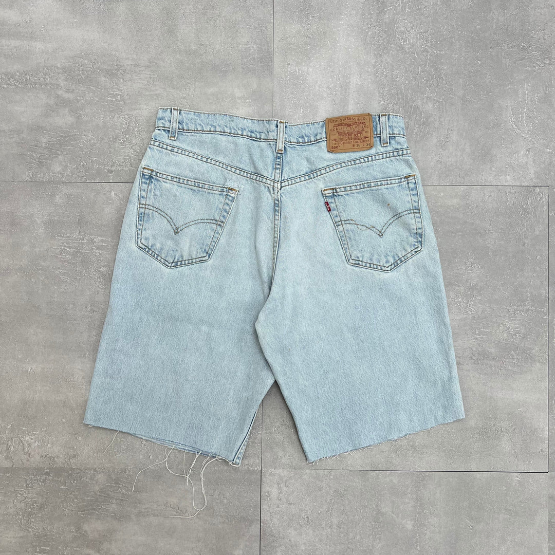 #416 Levis Denim Shorts W36