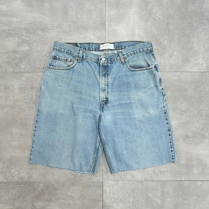 #419 Levis Denim Shorts W36