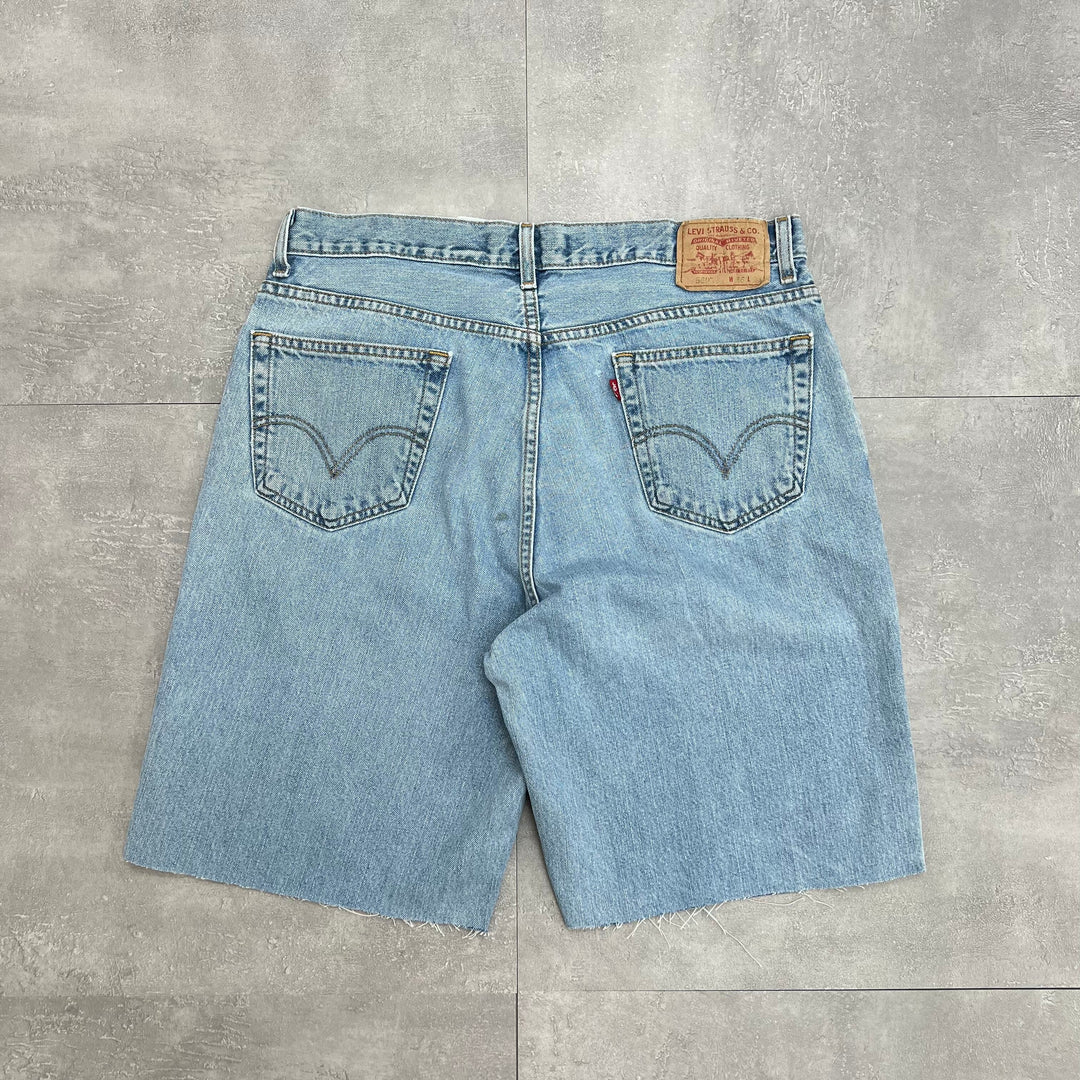 #419 Levis Denim Shorts W36