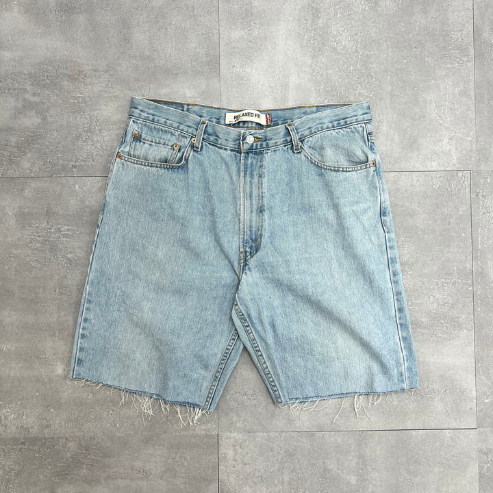 #415 Levis Denim Shorts W38