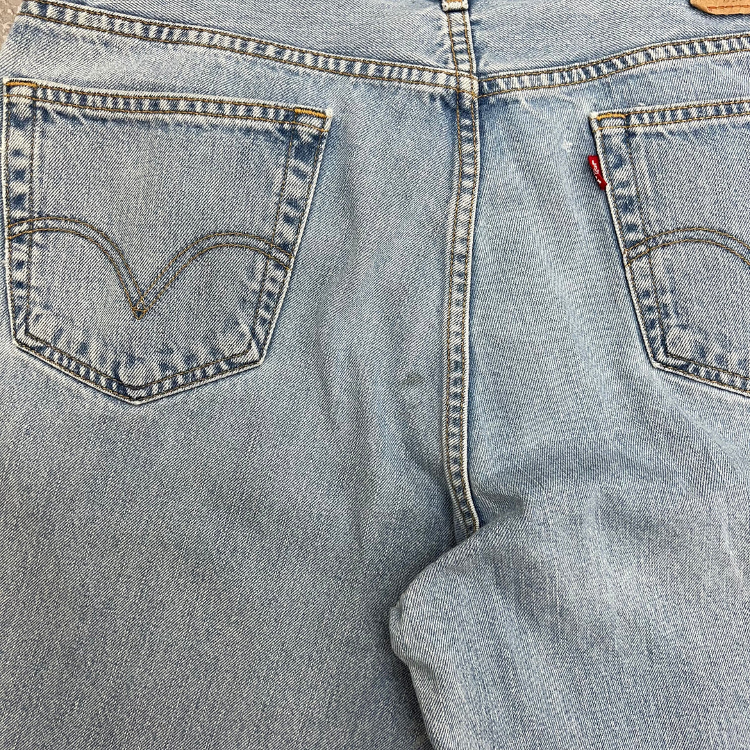 #419 Levis Denim Shorts W36