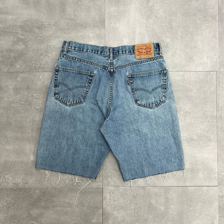 #418 Levis Denim Shorts W36